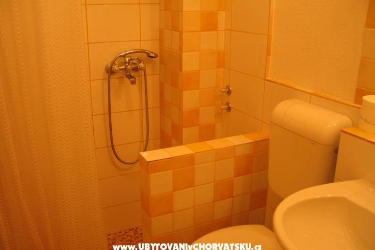 Appartements and rooms Rica – foto 7