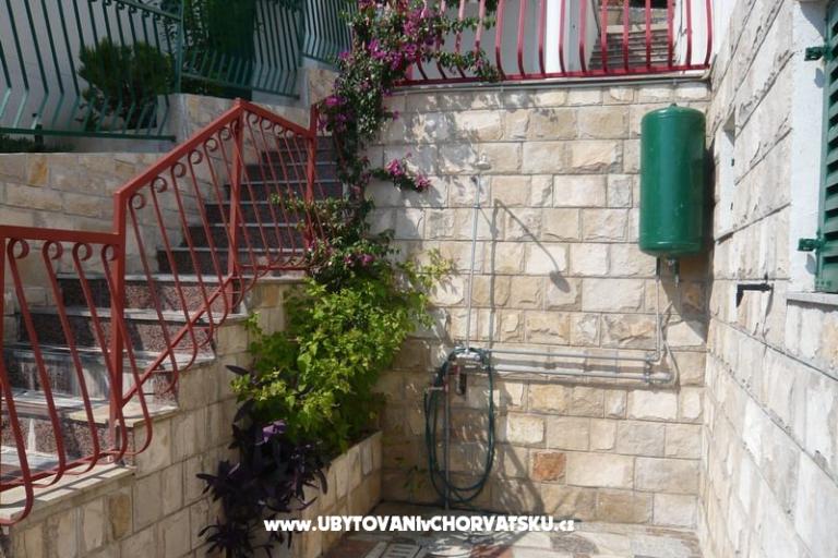 Appartements Sliskovic, 1. line to sea – foto 17