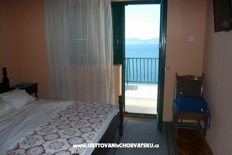 Appartements Sliskovic, 1. line to sea – foto 7