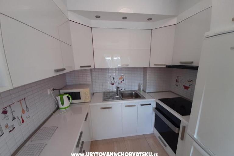 Stan centar Makarska – foto 6