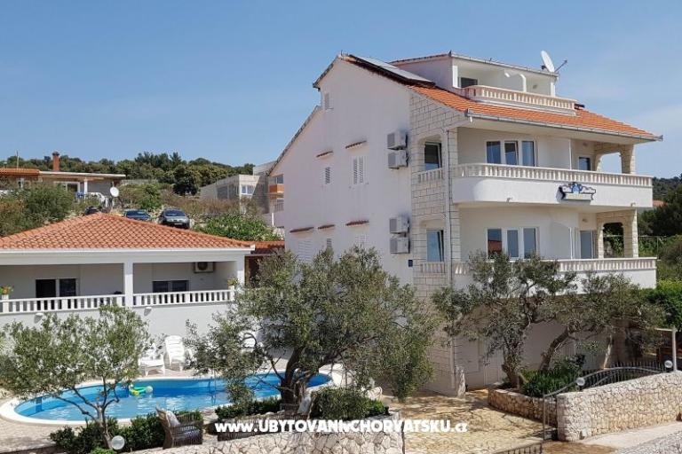 Appartements Villa MANDINA avec piscine – foto 2
