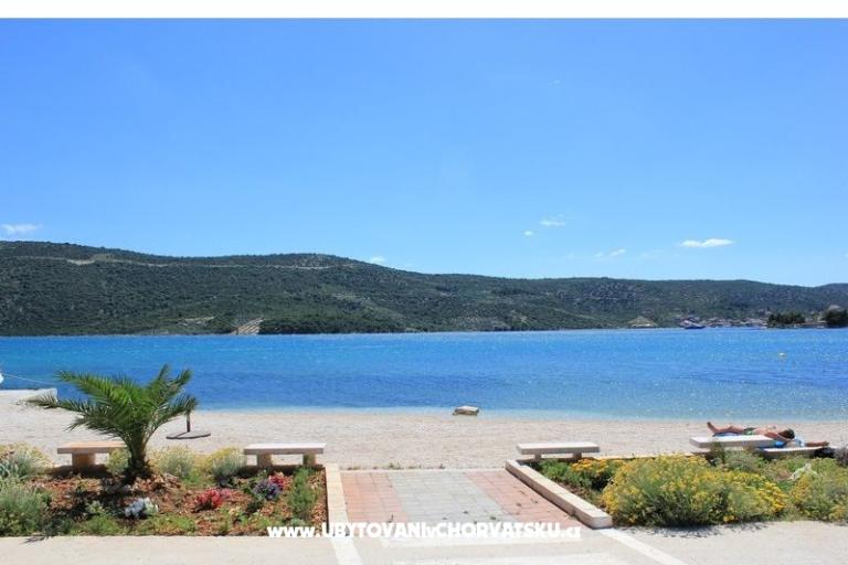  Villa s bazenom  SB Matijas – foto 12