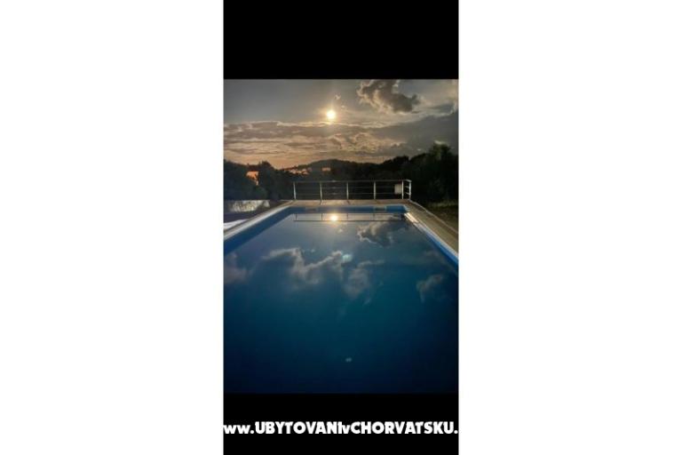 Appartements AS sa bazenom – foto 6