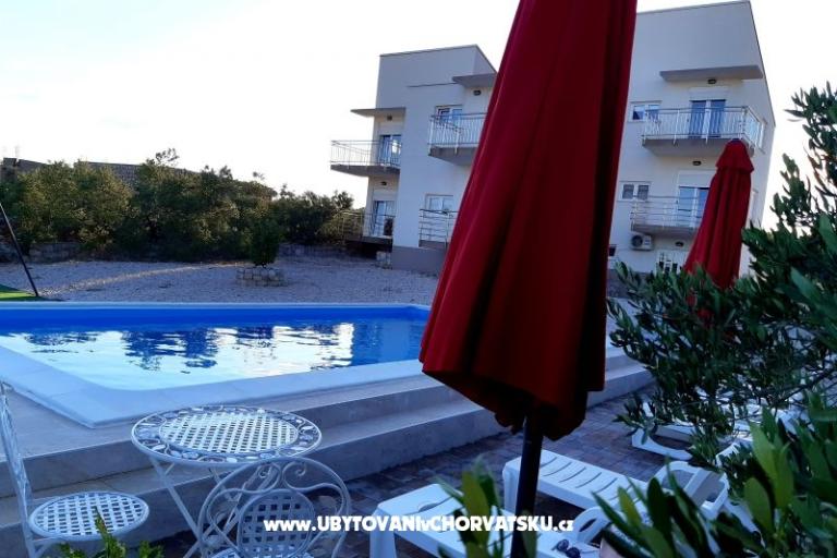 Appartements AS sa bazenom – foto 7