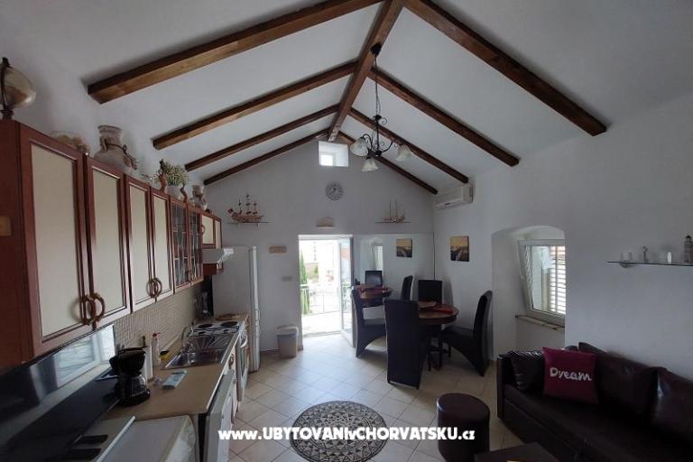 Appartements Pejaković na moru – foto 5