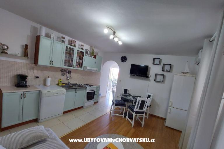 Appartements Pejaković na moru – foto 6