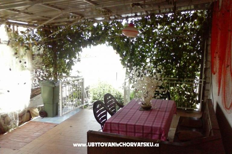 Studio Appartements Klenovica – foto 14