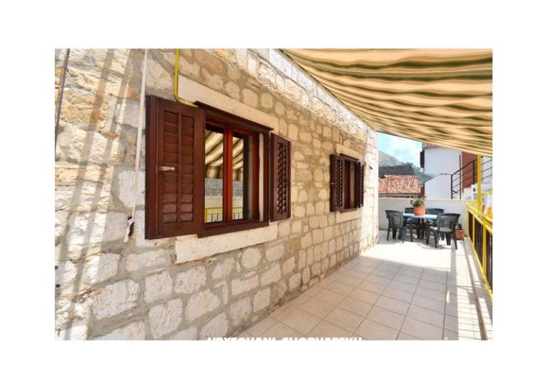 Appartements Stari Grad /Omiš center/ – foto 4