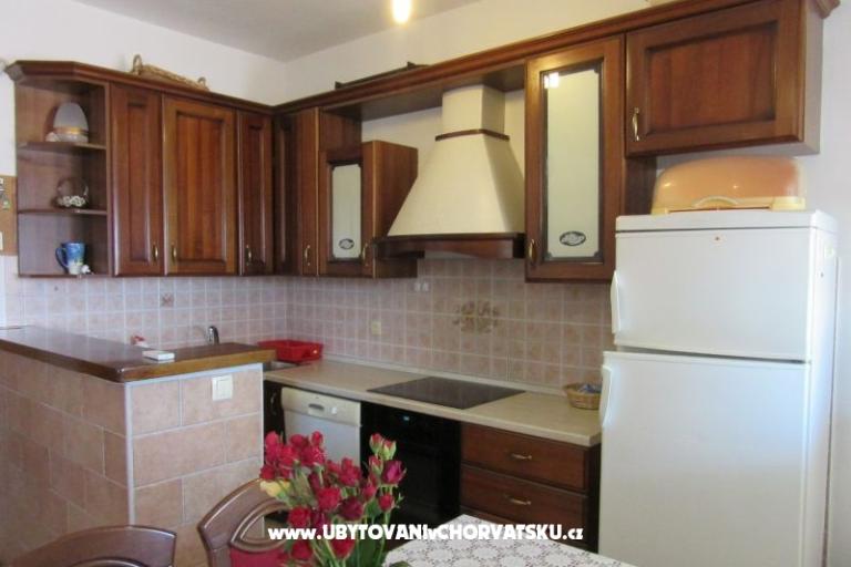 Petar apartmani Omis – foto 12