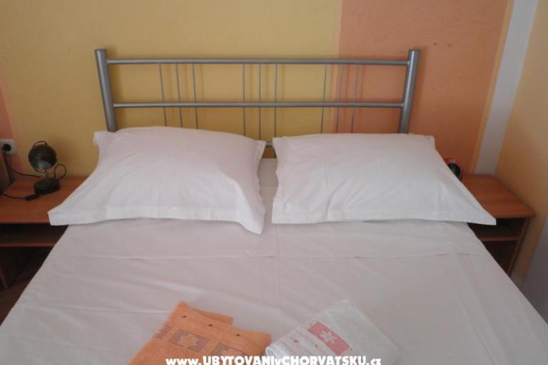 Appartements &amp; rooms Jusic – foto 7