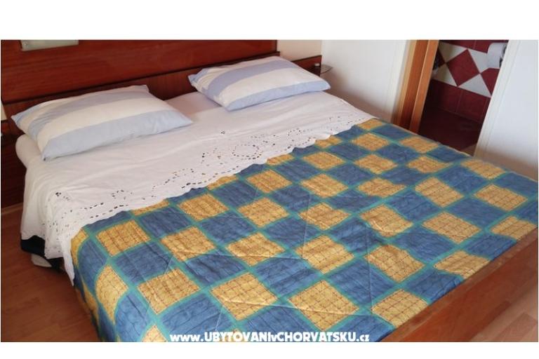 Appartements &amp; rooms  Raspor – foto 7