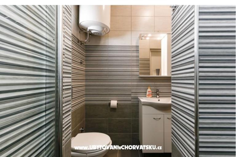 Appartement avec piscine and jacuzzi – foto 11