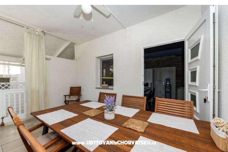 Appartement avec piscine and jacuzzi – foto 19