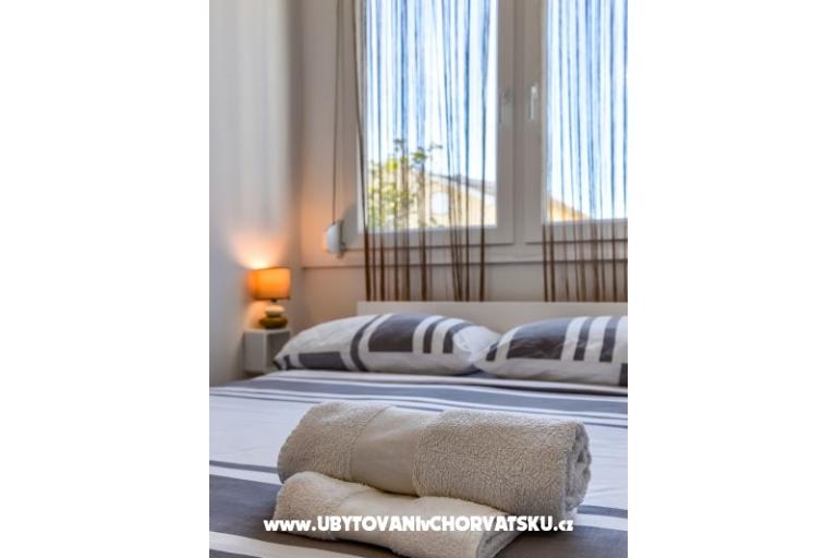 Appartement avec piscine and jacuzzi – foto 25