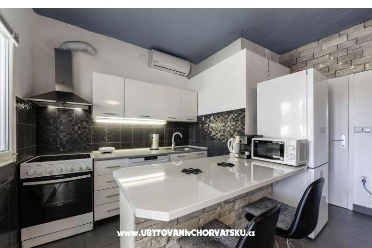 Appartement avec piscine and jacuzzi – foto 5