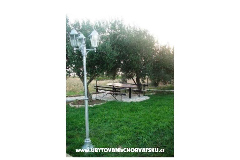 Appartements Ivan i Zeljka Pakostane – foto 11