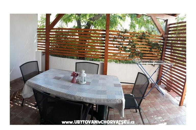 Appartements Tina Pakoštane – foto 11