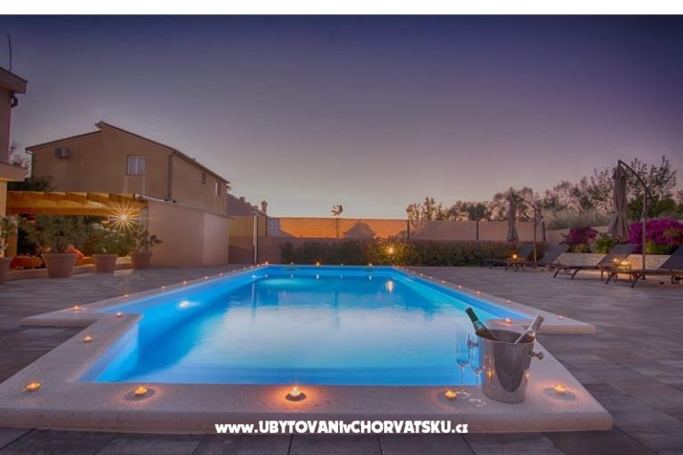  Maison avec piscine - Villa Marijana  – foto 2