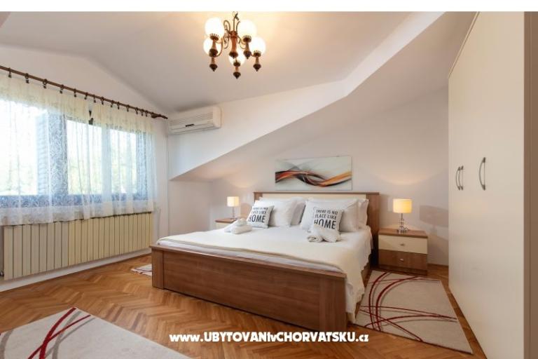 Wide Appartement with Pool  – foto 12