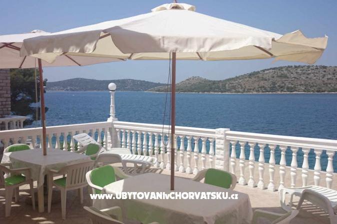 Appartements 7 m od mora – foto 4