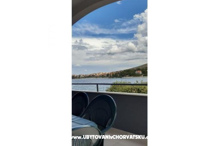 Appartements 10 metara od mora – foto 11