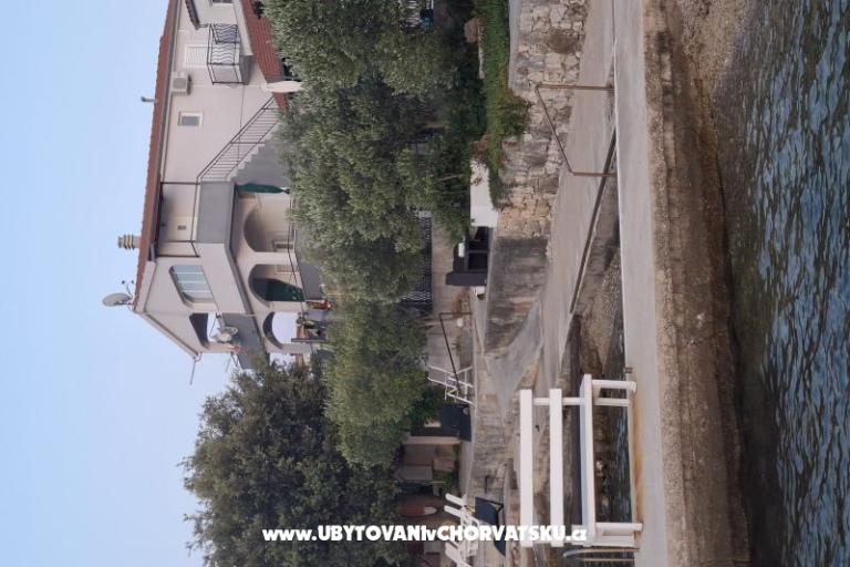 Appartements 10 metara od mora – foto 28