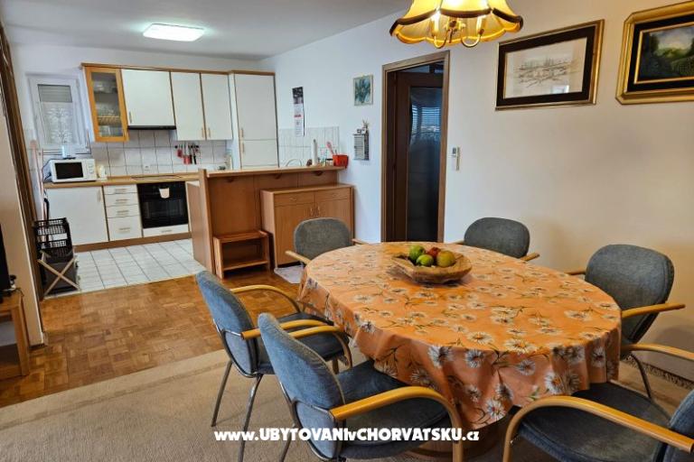 Appartement uz more i plažu – foto 17