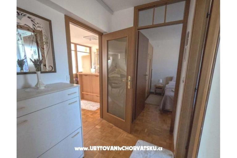 Appartement uz more i plažu – foto 25