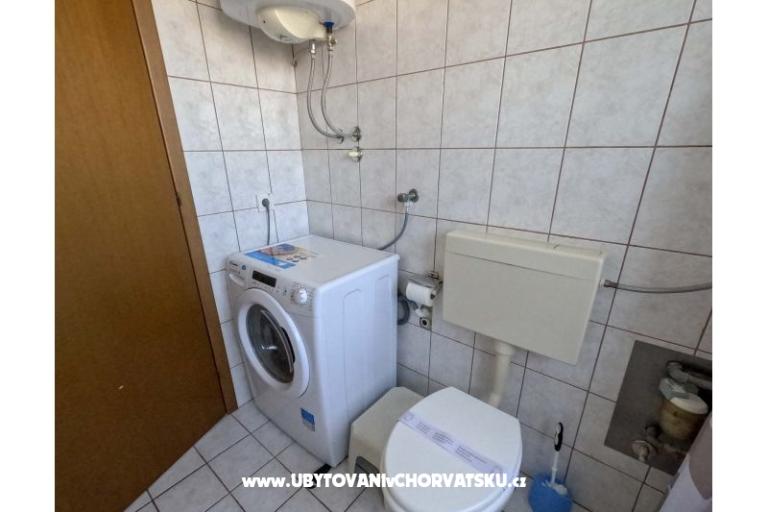 Appartement uz more i plažu – foto 32