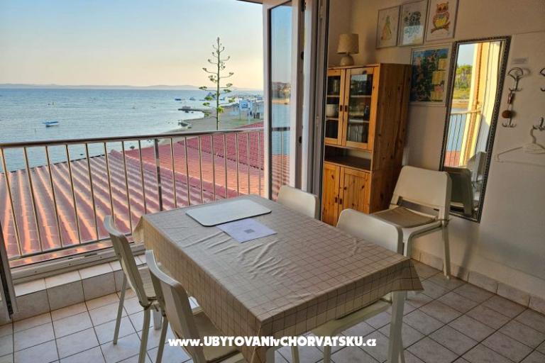 Appartement uz more i plažu – foto 8