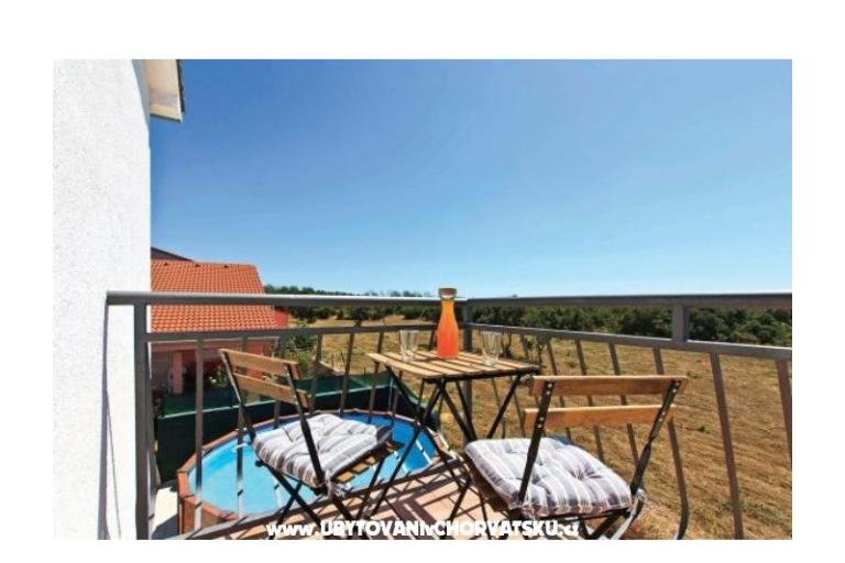 Family house avec piscine – foto 16