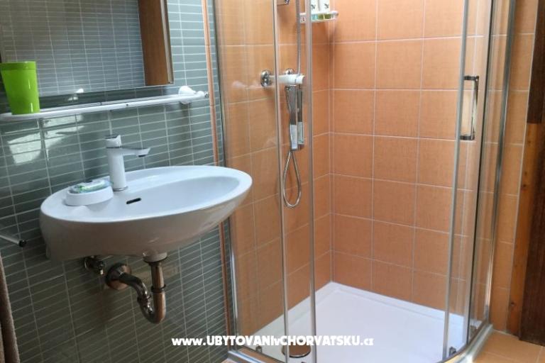 Appartements Anny avec piscine – foto 42