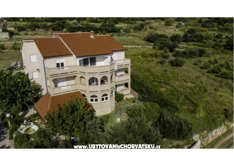 APARTMANI DEBELIĆ – foto 2