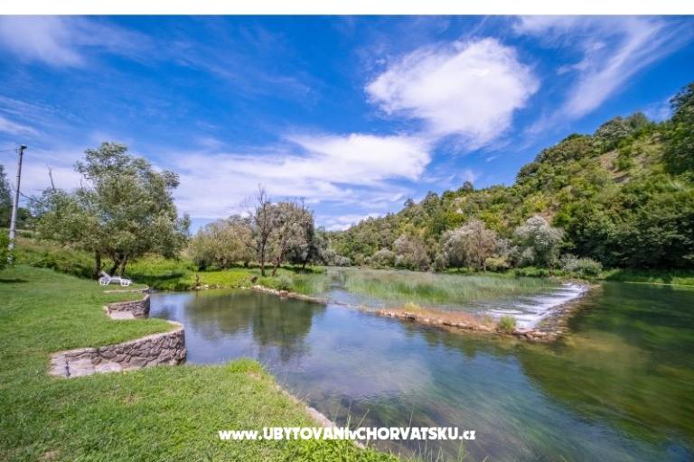 Riverside house pool jacuzi sauna – foto 2