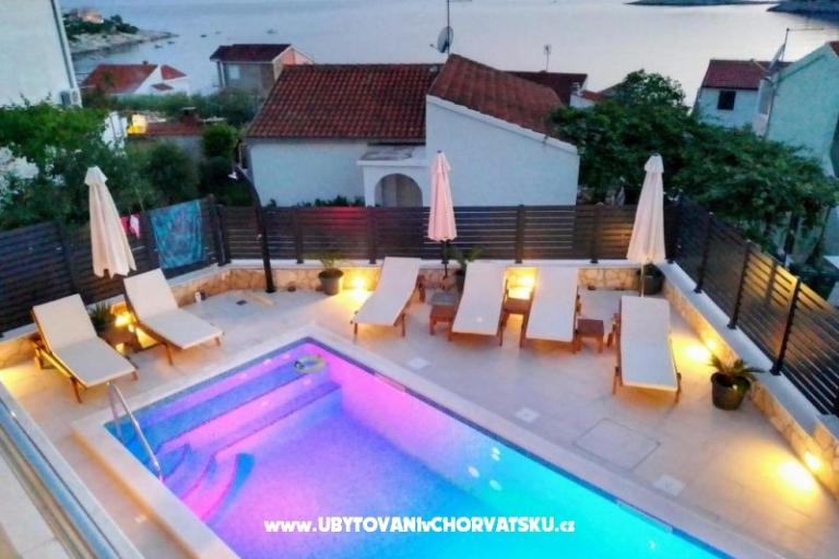 Villa Bobanac with heated pool – foto 11