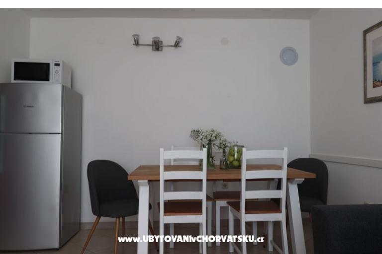 Kamene kuće Nikola – foto 15