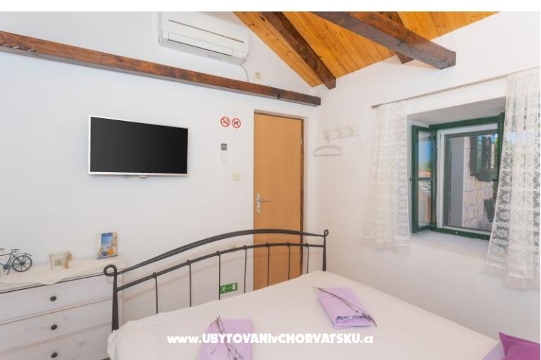 Kamene kuće Nikola – foto 21