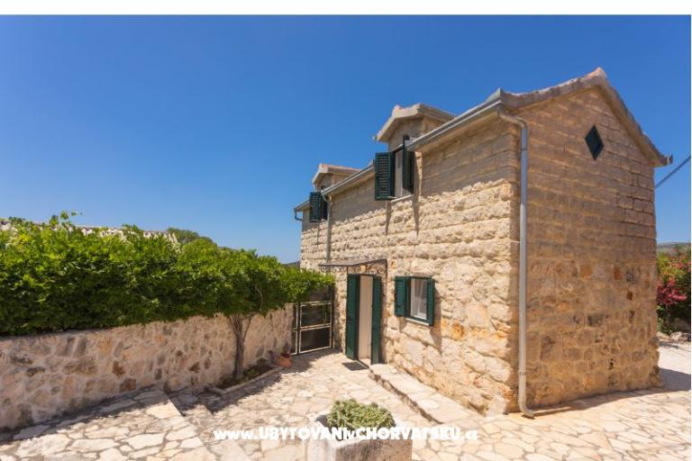 Kamene kuće Nikola – foto 28