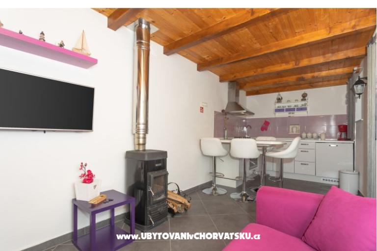 Kamene kuće Nikola – foto 30