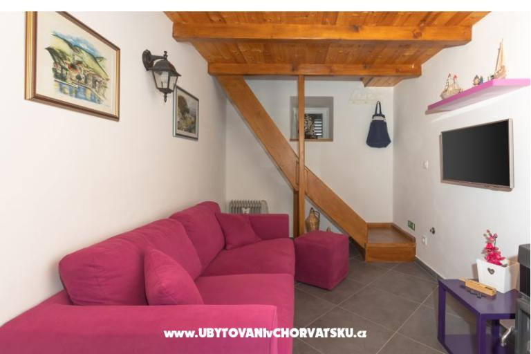 Kamene kuće Nikola – foto 31