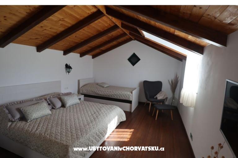 Kamene kuće Nikola – foto 35