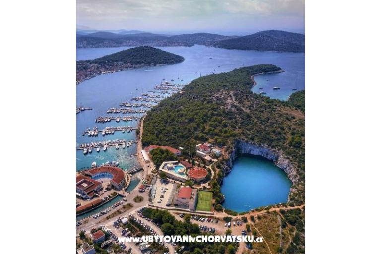 Kamene kuće Nikola – foto 44