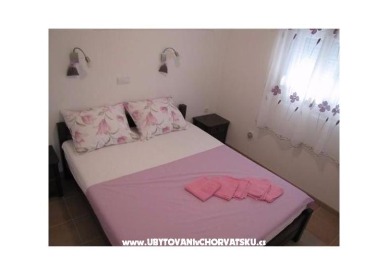 Apartmani Toni Rogoznica – foto 10