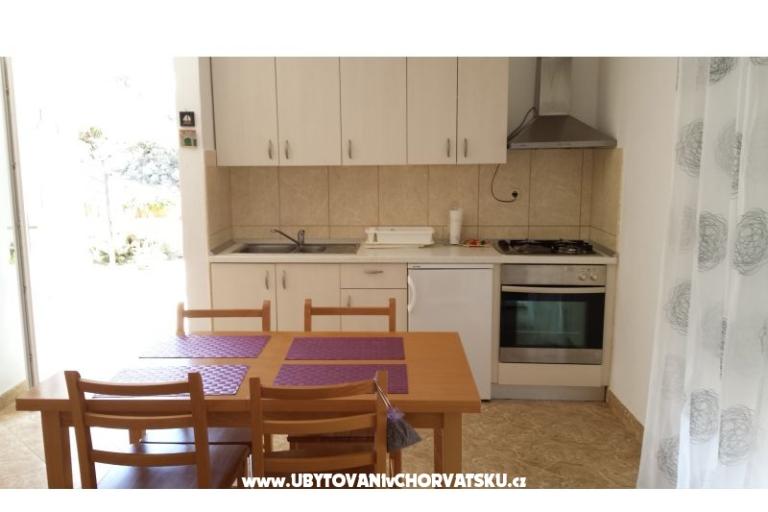 Apartmani Toni Rogoznica – foto 16