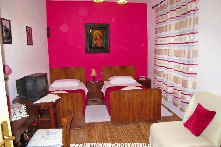 Appartement Jela – foto 2