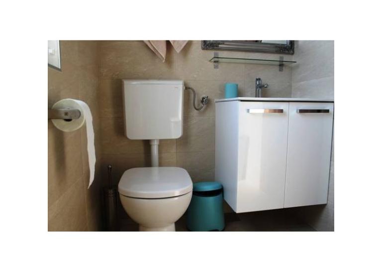 Laura apartmani – foto 9