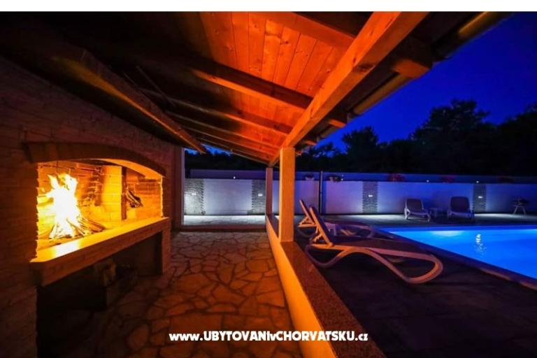 Appartement ANAI with private  pool – foto 15