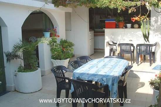 Appartements Chambres Akmadzic – foto 4