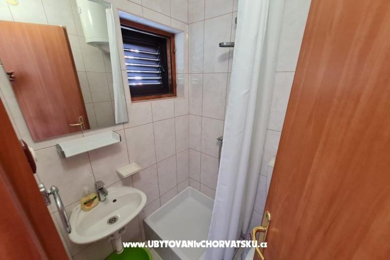 Appartements Katić Slatine – foto 11