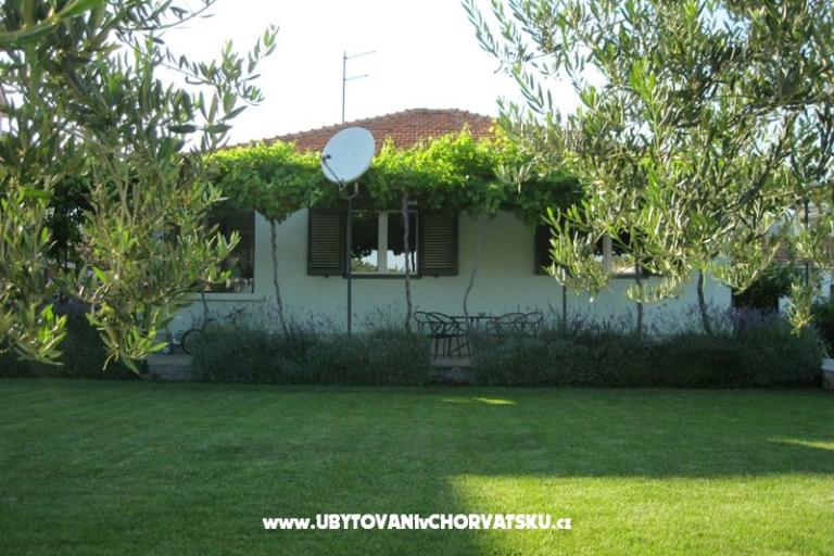 Maison Petar &amp; Appartement for 2 perso – foto 2